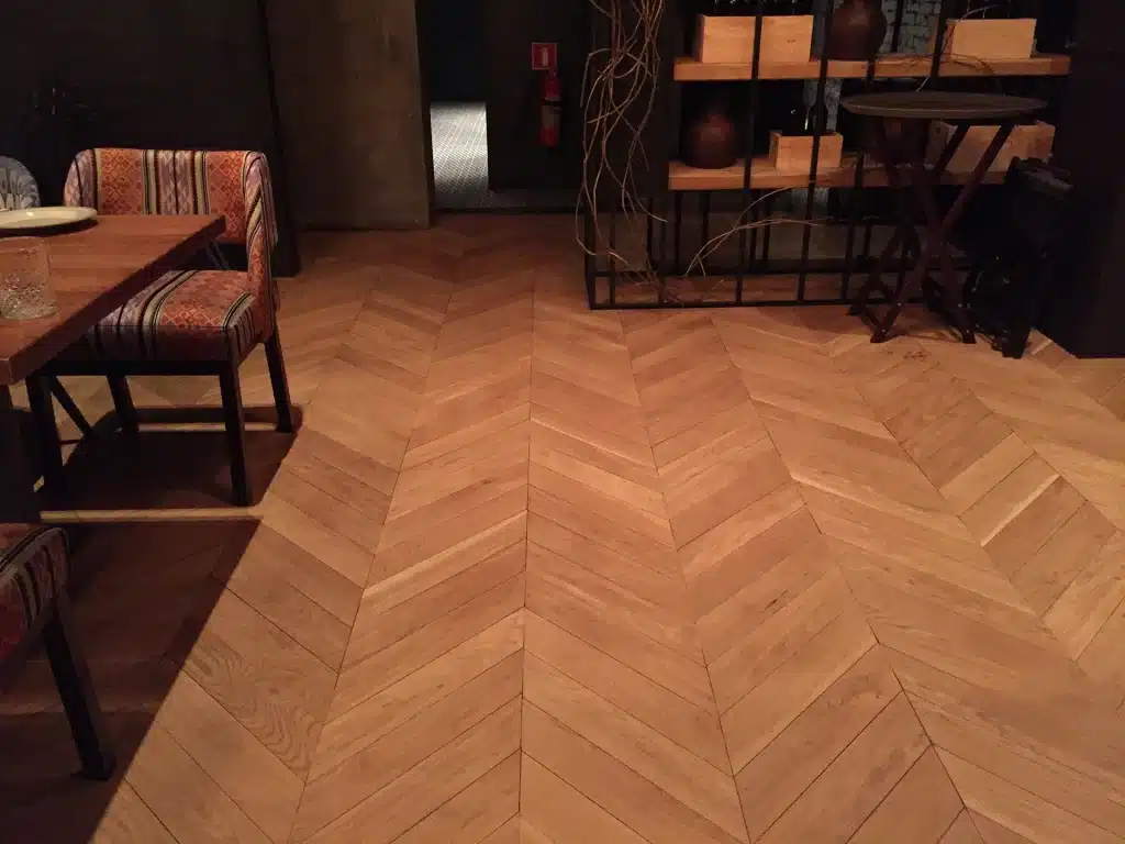 Chevron parket rustik eg - ALPO Group