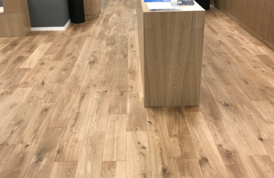 Lamelplank rustik eg header - Alpo Group