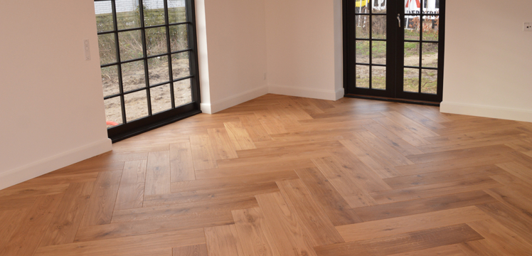 2-lags XL sildebensparket rustik eg - sorte franske glaspartier - ALPO Group